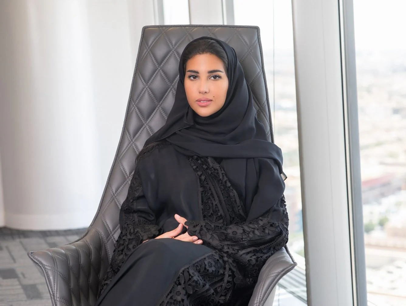 من نحن