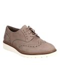 Lace-up brogues
